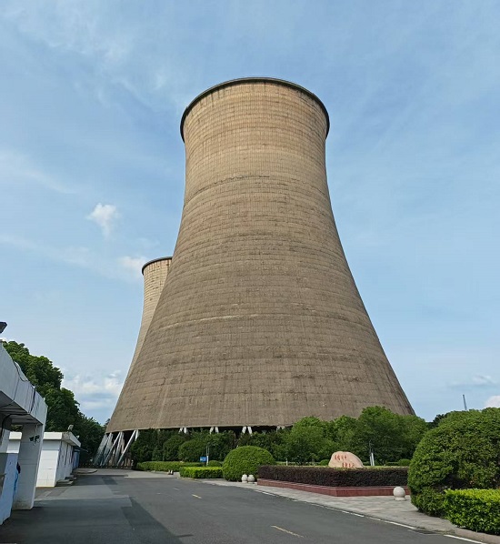 電廠冷卻塔拆除——專(zhuān)業(yè)技藝與安全護(hù)航并重